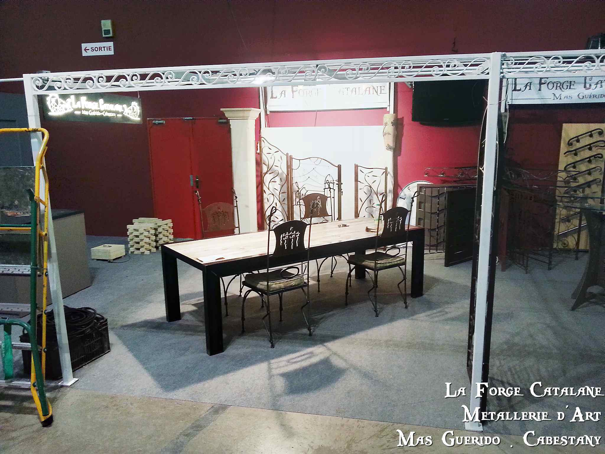 stand foire expo mobilier forge catalane.jpg